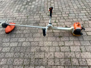 Decespugliatore Stihl FS 450