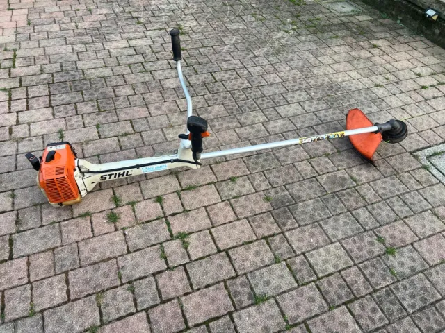 Decespugliatore Stihl FS 450