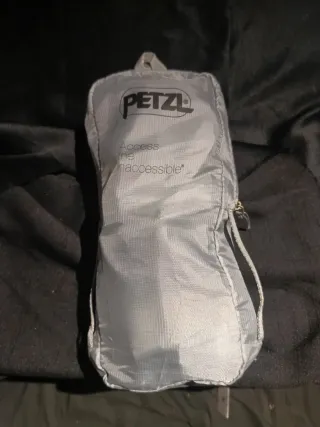 Arnés Petzl Corax Verde