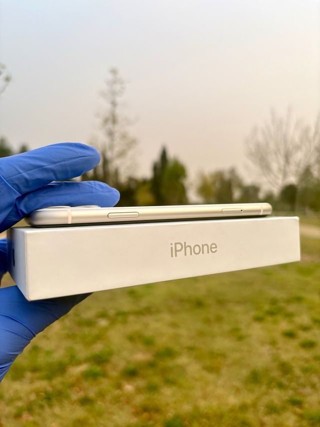 Nuovo iPhone 11 bianco