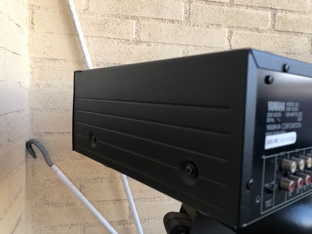 Procesador Yamaha DSP-E390 Dolby Pro-Logic