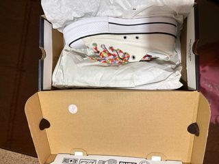 Converse blancas T.39 con cordones multicolor