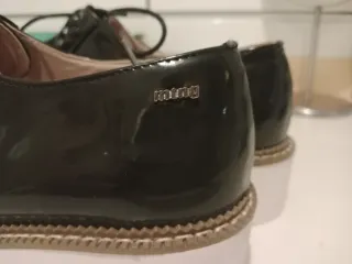 Zapatos MTNG Blucher Negro Charol