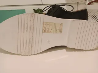 Zapatos MTNG Blucher Negro Charol