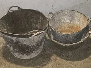 Arnés de seguridad azul y amarillo