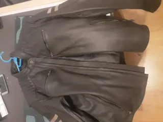 Chaqueta de moto con refuerzos VENTA EN MANO