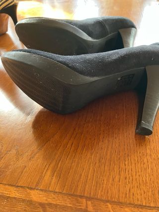 Zapatos de tacón Ponsi beige y negro