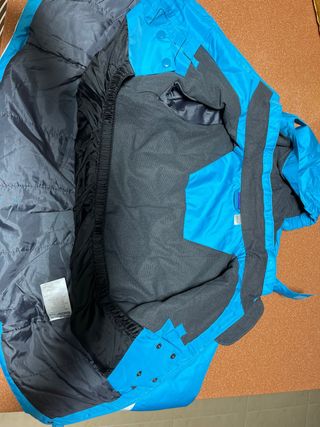 Chaqueta de nieve infantil azul y blanca. 3-4 años