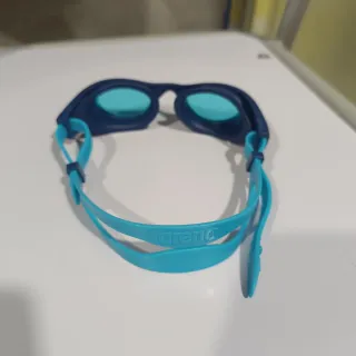 Gafas de natación azules