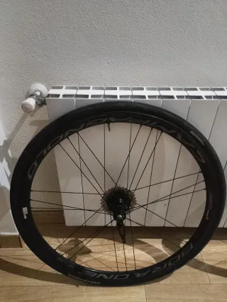 Ruedas Campagnolo Bora One Perfil 35 - Cubierta