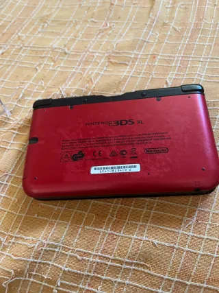 Nintendo 3DS XL Roja