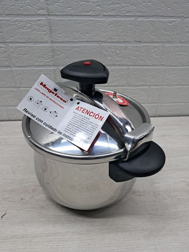 Olla Express Tradicional 6L Magefesa