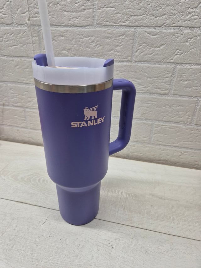 Botella de agua 1.2 L STANLEY