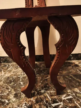 2 Sillas de Madera Tallada