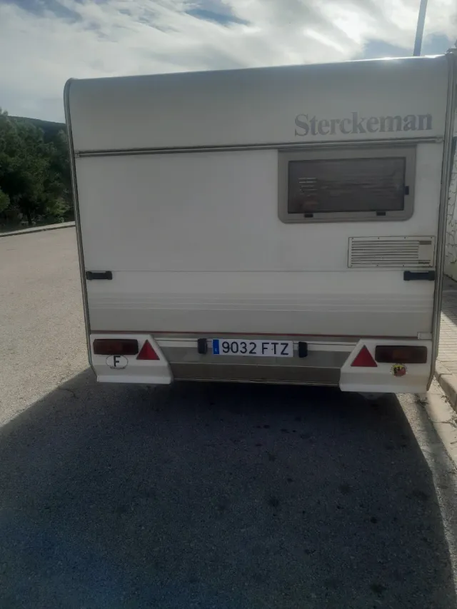 Caravana Sterckeman 750kg con documentación