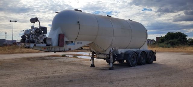 Semirremolque Cisterna Cemento