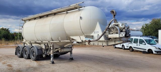 Semirremolque Cisterna Cemento