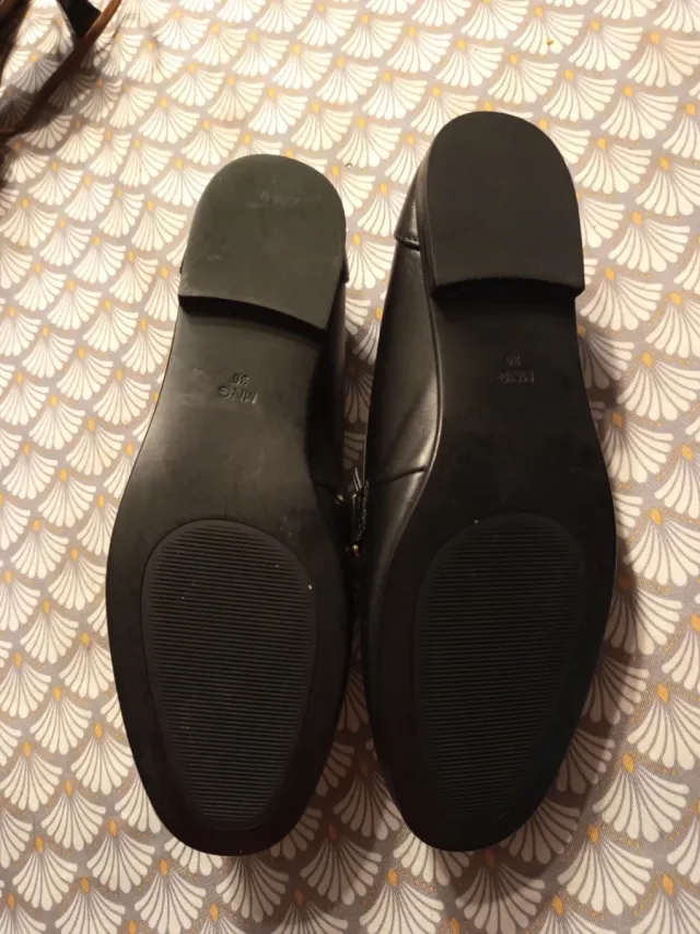 Mocasines Mango T.36 Hebilla Dorada Negros