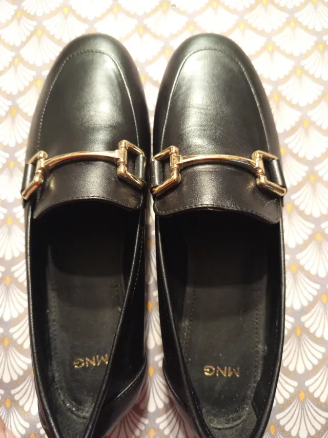 Mocasines Mango T.36 Hebilla Dorada Negros