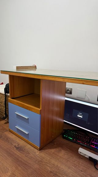 Escritorio dormitorio