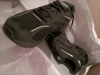 Reebok Scarpe Uomo N.44 Nuove