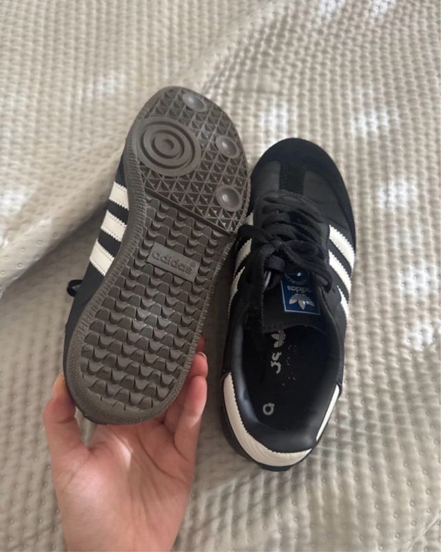 Adidas Samba negras