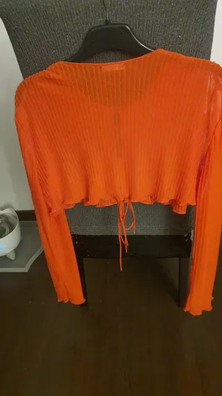 Camiseta Zara manga larga lazo