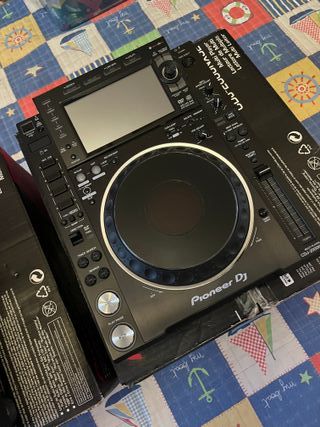 Pioneer DJ CDJ 2000NXS2 (2)