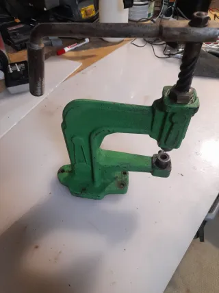 Remachadora VULCAN 3 manual