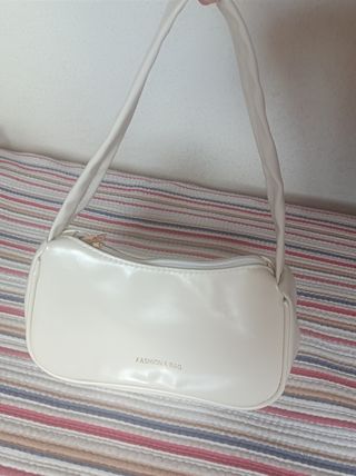 Lote Bolso Blanco y Bolso Pana Negro