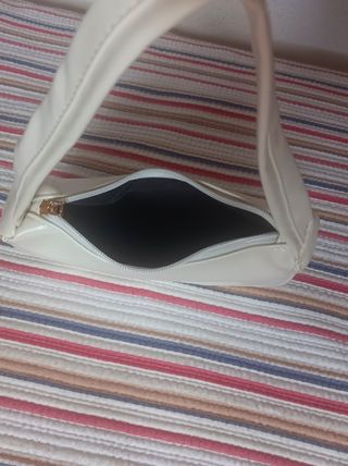 Lote Bolso Blanco y Bolso Pana Negro