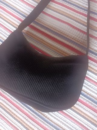 Lote Bolso Blanco y Bolso Pana Negro