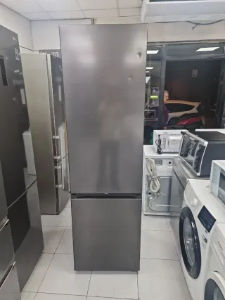 Nevera Samsung 2m ,nueva con tara