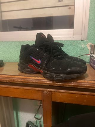 Nike TN Air Max Plus Zapatillas Negras Rojas