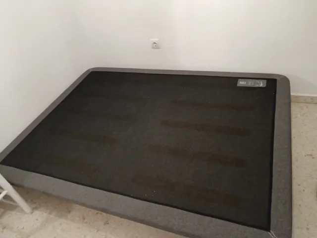 Base Cama Tapizada Gris Oscuro
