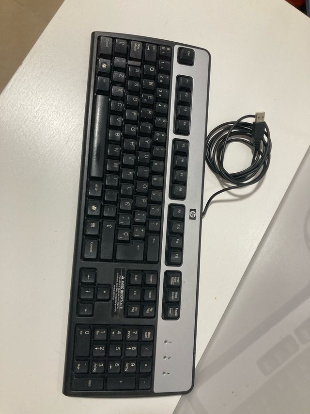 Teclado HP USB Negro y Gris