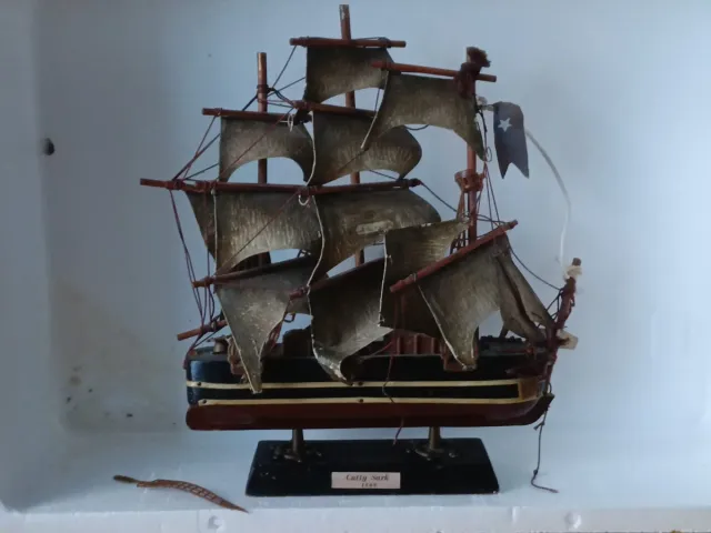 Modellino veliero in legno