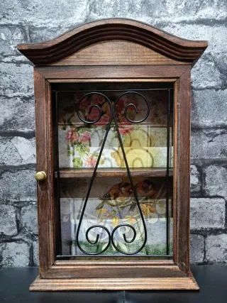 Mueble rústico antiguo