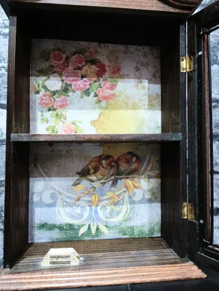 Mueble rústico antiguo