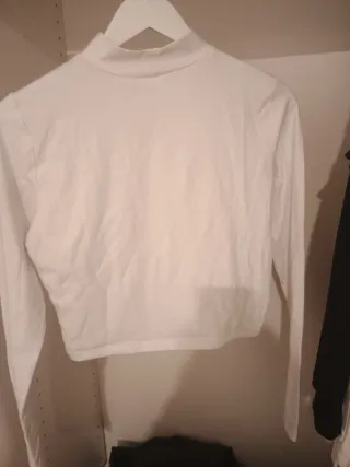 Camiseta Zara manga larga cuello alto blanca Talla