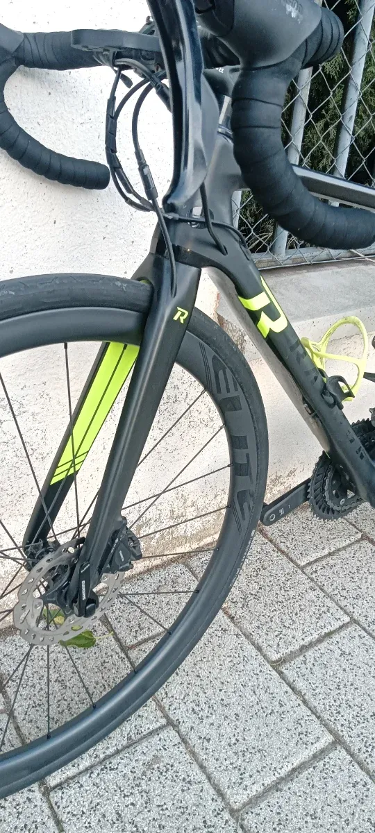 Bicicleta de carretera RAYMON