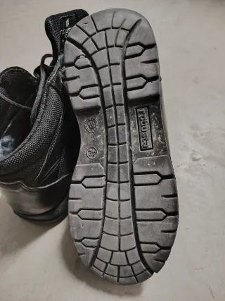 Botas Robusta Gore-Tex Negras