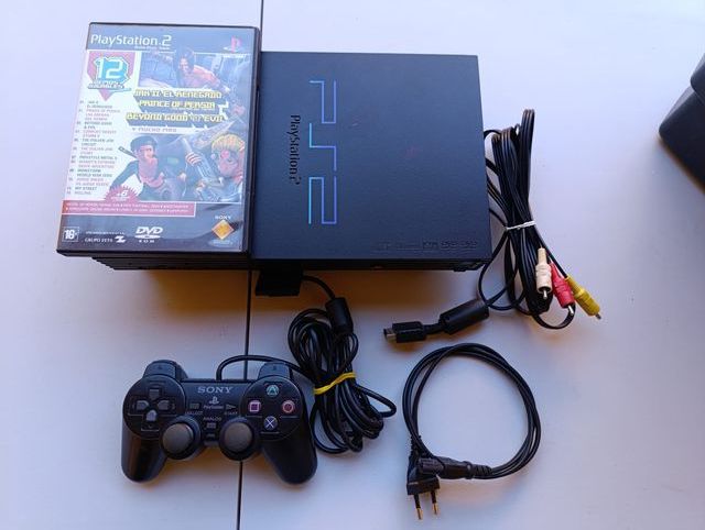 PlayStation 2 + Juego 12 Juegos
