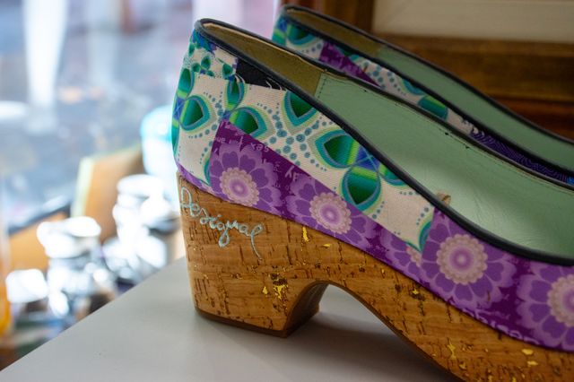 Zapatos Desigual multicolor estampado talla 40