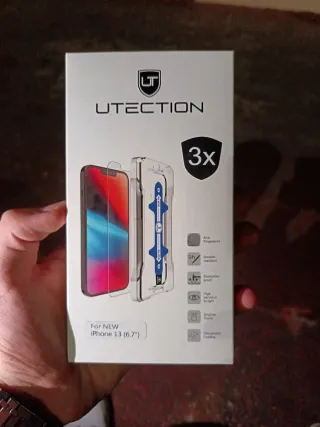 Protettore schermo UTECTION per iPhone 13 (6.7)