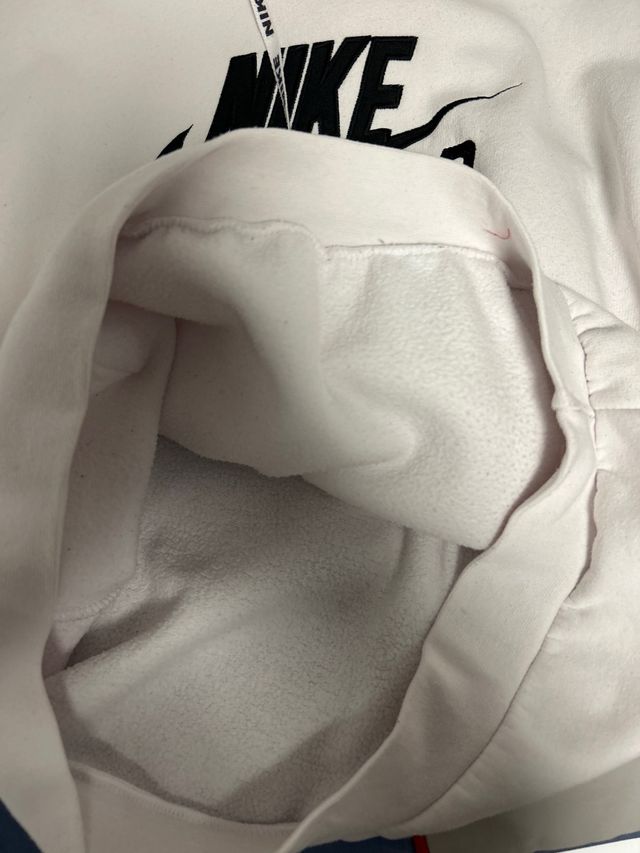 Sudadera Nike SB Blanca LA TALLA ES MAS PEQUEÑA