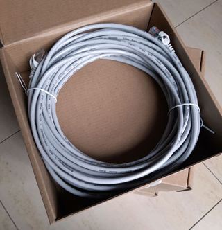 Cable Ethernet Cat 5e 15m AmazonBasics