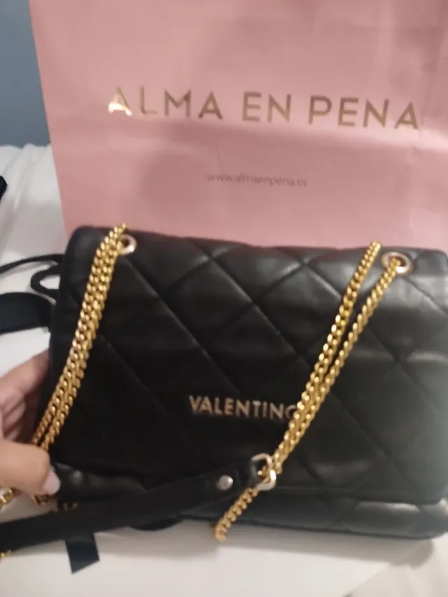 Bolso Valentino Negro Acolchado Cadena Dorada