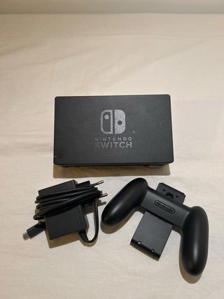 Nintendo Switch+Accessori+Giochi+Fondello