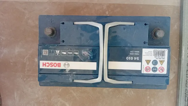 Batería Coche Bosch S4 010 740A 80Ah 12V